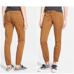 Jolt soft, camel pant, size 1/0